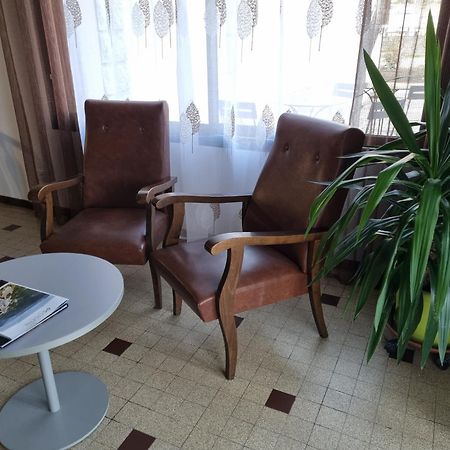 Barjac  Au Pont De La Gineze B&B 외부 사진