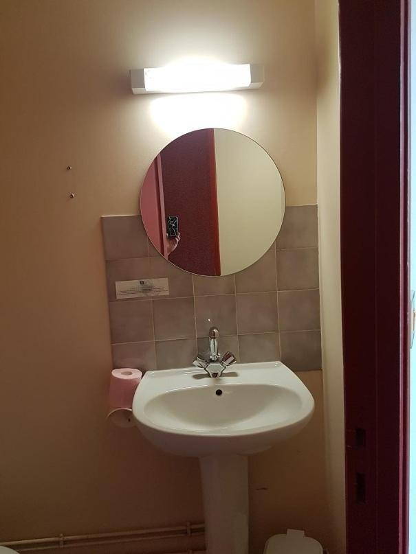 Barjac  Au Pont De La Gineze B&B 외부 사진