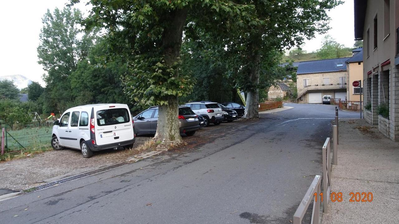 Barjac  Au Pont De La Gineze B&B 외부 사진