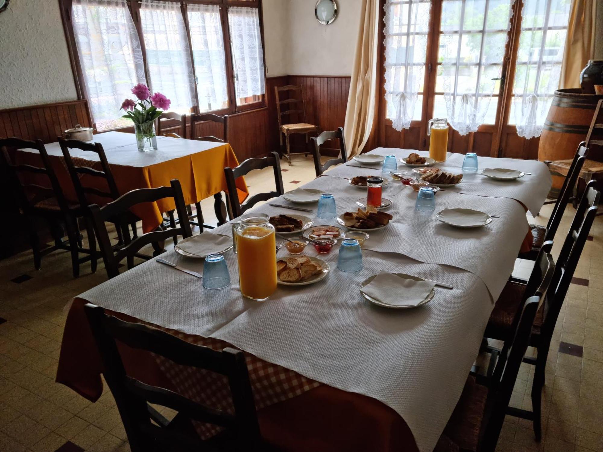 Barjac  Au Pont De La Gineze B&B 외부 사진