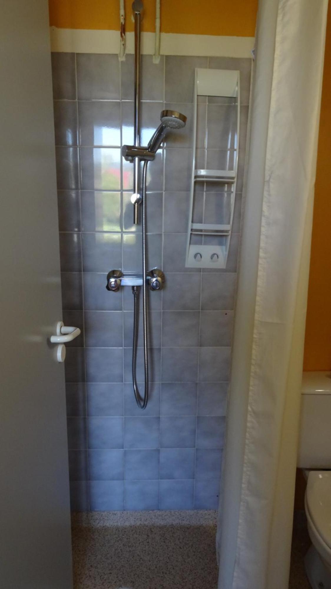 Barjac  Au Pont De La Gineze B&B 외부 사진